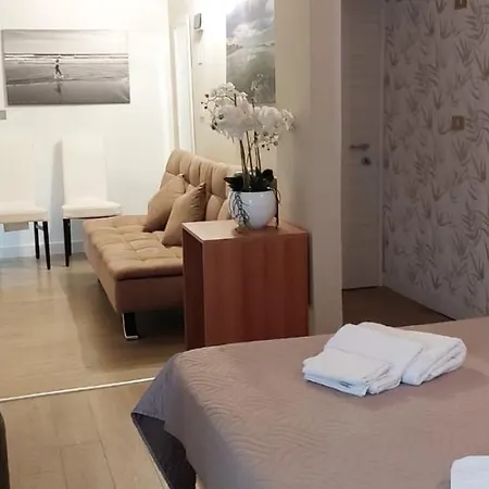 Hotel Ermeti B&B Brunch Hotell 3*