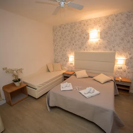 Отель Ermeti Brunch Риччоне