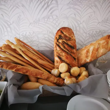 Ermeti Brunch 3*
