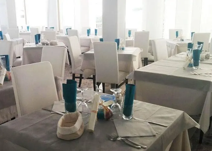 Ermeti Brunch מלון ריצ'יונה