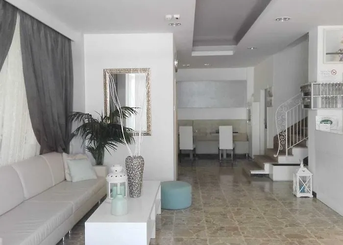 מלון Ermeti Brunch ריצ'יונה