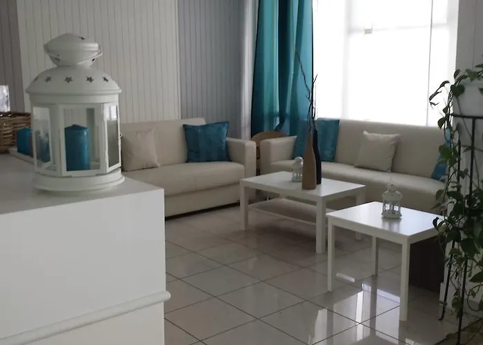 Ermeti Brunch 호텔 3*