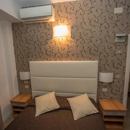 Hotel Ermeti B&B Brunch 3* Riccione