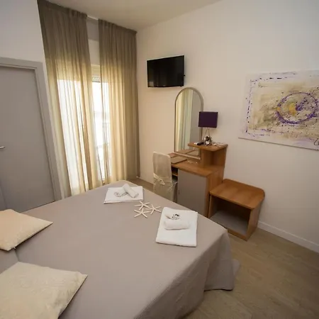 Hotel Ermeti B&B Brunch 3*