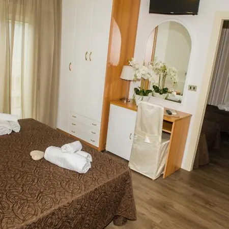 Hotel Ermeti B&B Brunch 3*