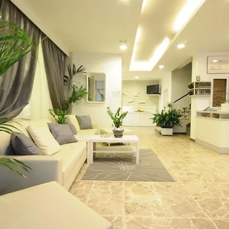 Hotel Hotel Ermeti B&B Brunch 3*