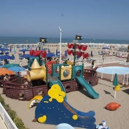 Hotel Ermeti B&B Brunch Hotel Riccione