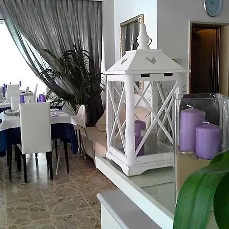 Hotel Ermeti B&B Brunch 3*