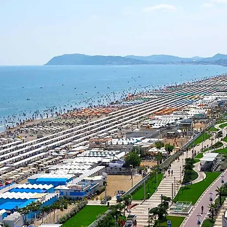 Hotel Ermeti B&B Brunch Hotel Riccione