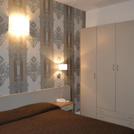 酒店 Ermeti Brunch