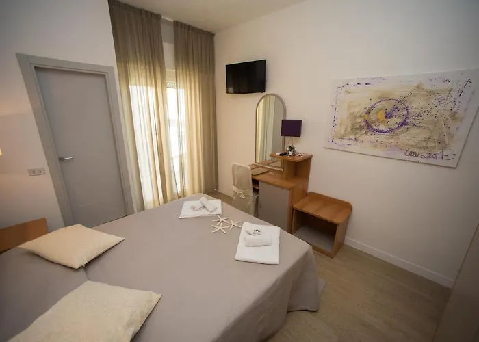 Hotel Ermeti B&B Brunch 3*