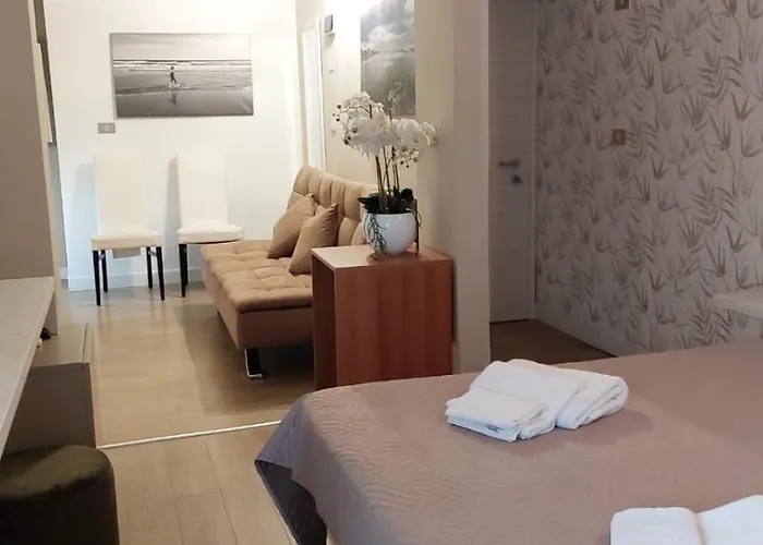 Hotel Ermeti B&B Brunch Hotel 3*