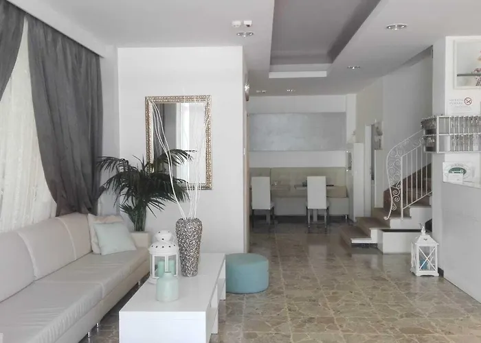 Ermeti Brunch Hotel 3*