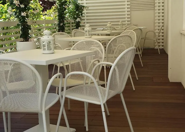 Hotel Ermeti B&B Brunch